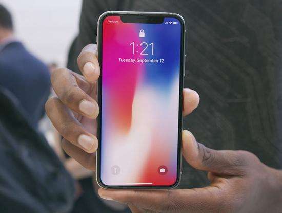 iPhone X 響應(yīng)式UI界面應(yīng)該如何設(shè)計(jì)？